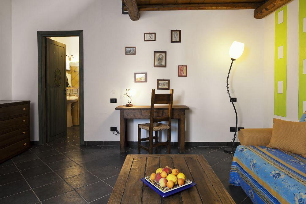特拉皮泰罗Agriturismo Terrenia别墅 外观 照片