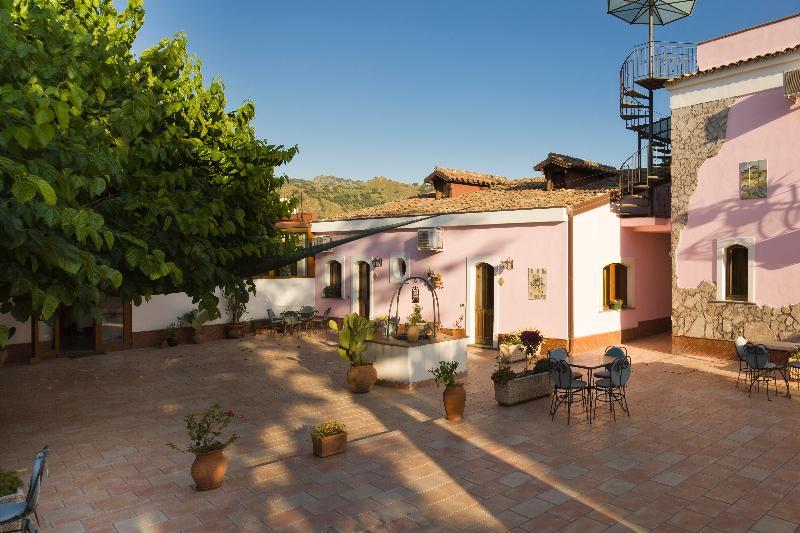 特拉皮泰罗Agriturismo Terrenia别墅 外观 照片